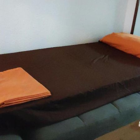 Апартаменты Apartamento Con Parking Gratis En Centro, Merced Уэльва Экстерьер фото