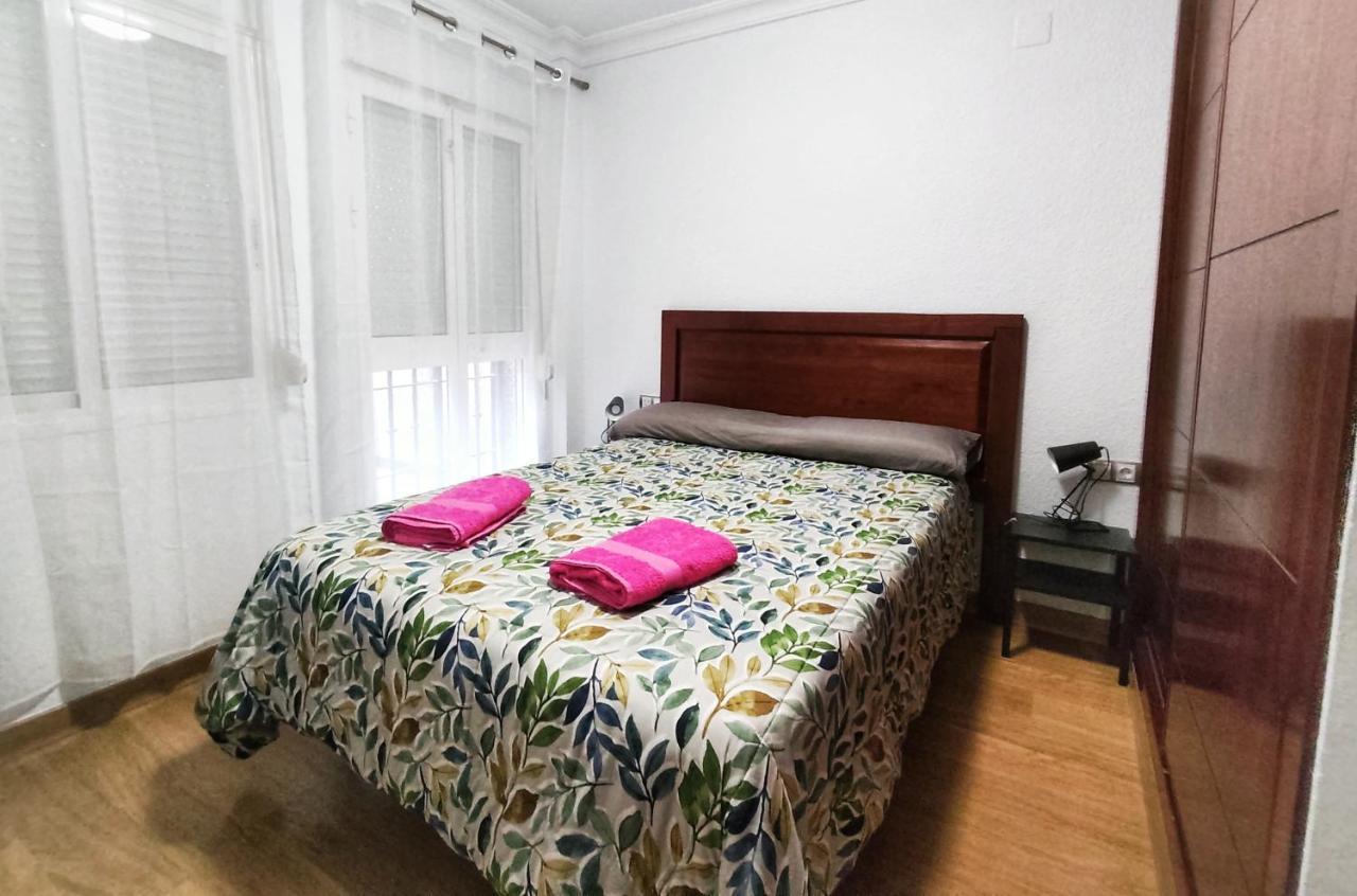 Апартаменты Apartamento Con Parking Gratis En Centro, Merced Уэльва Экстерьер фото